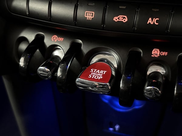 Used MINI Hatch 2020 for sale - 76226782: Photo 32