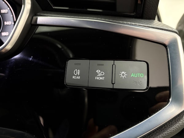 Used Audi Q3 2020 for sale - 76214323: Photo 37