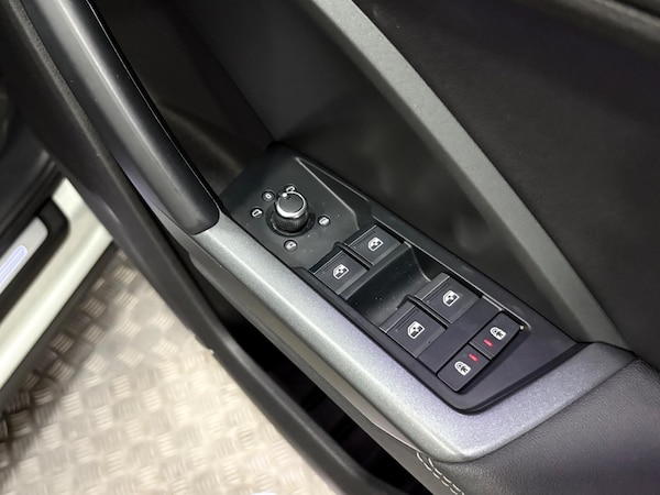 Used Audi Q3 2020 for sale - 76214323: Photo 40