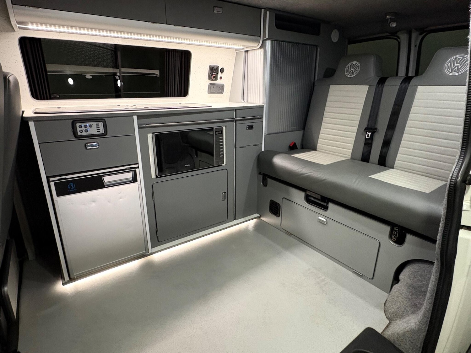 Used Volkswagen Transporter 2018 for sale - 78007348: Photo 14