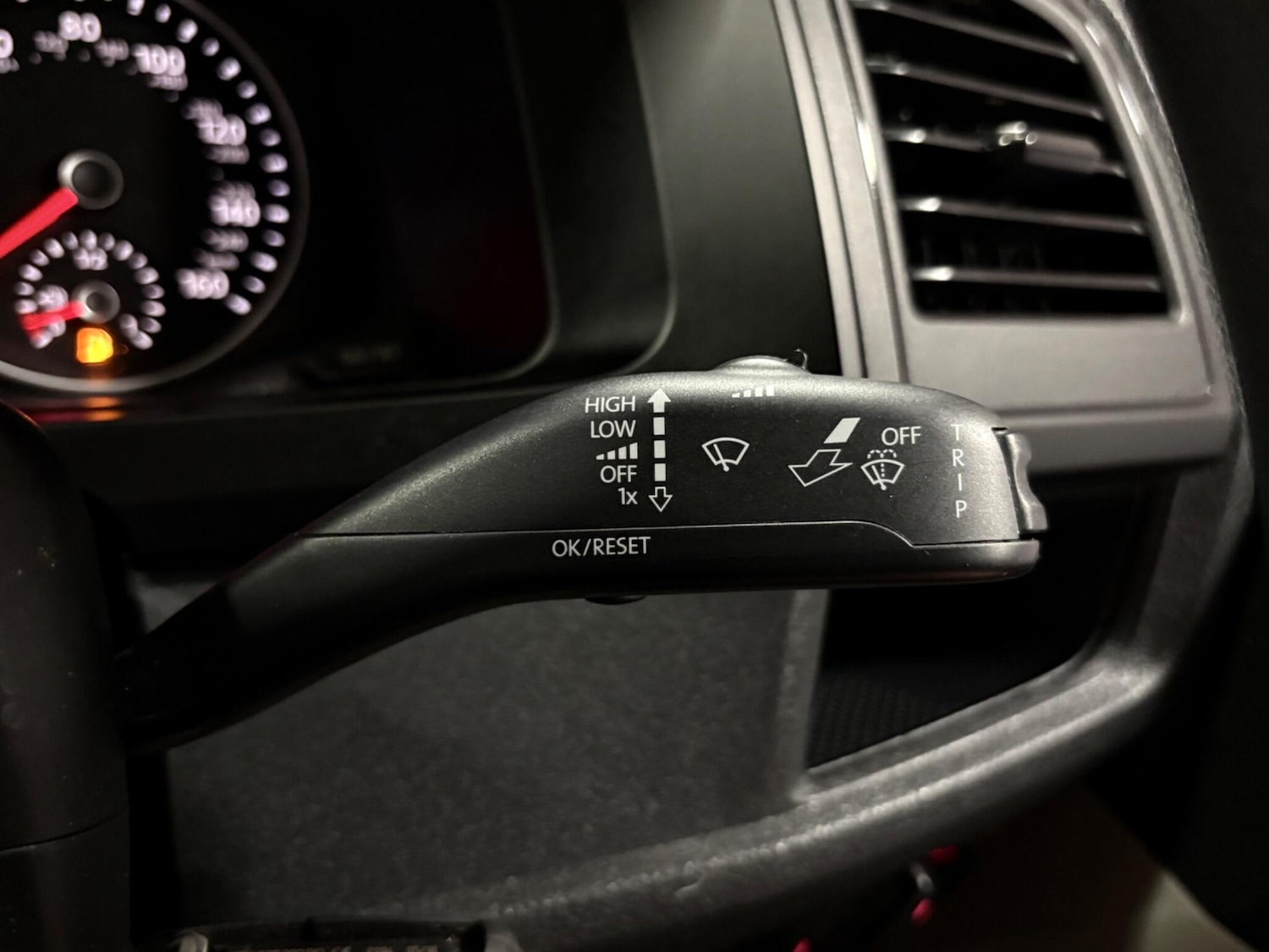 Used Volkswagen Transporter 2018 for sale - 78007348: Photo 32