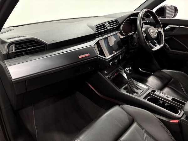 Used Audi Q3 2019 for sale - 76307343: Photo 11