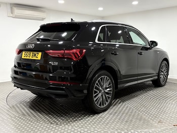 Used Audi Q3 2019 for sale - 76307343: Photo 3