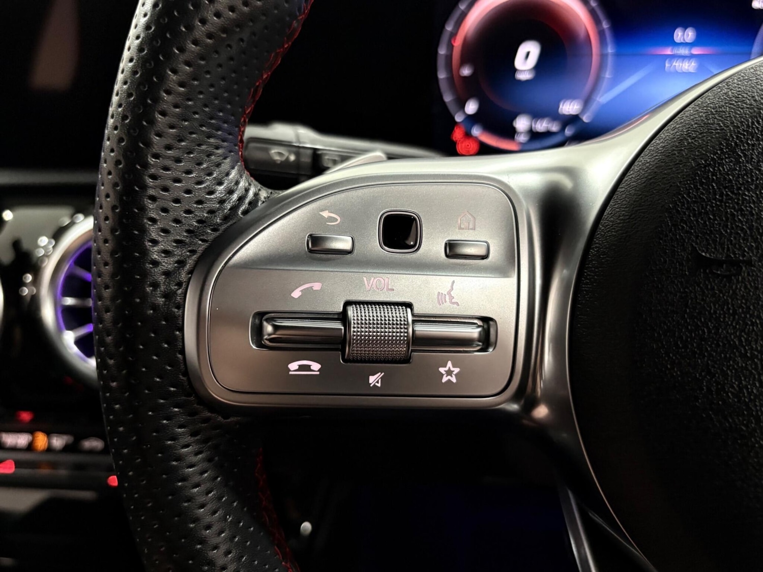 Used Mercedes-Benz A-Class 2022 for sale - 76270314: Photo 16