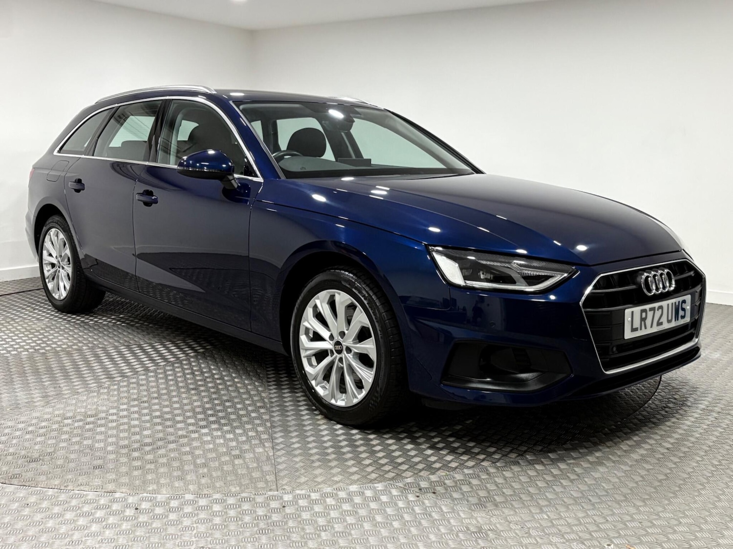 Used Audi A4 Avant 2022 for sale - 76215474: Photo 1