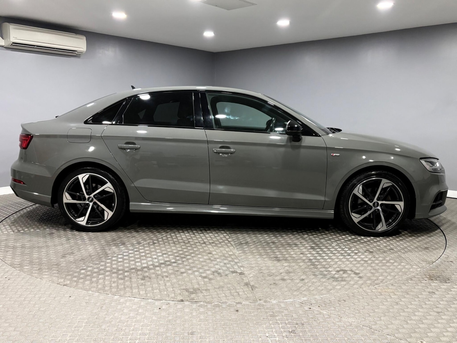 Used Audi A3 2019 for sale - 78007007: Photo 2