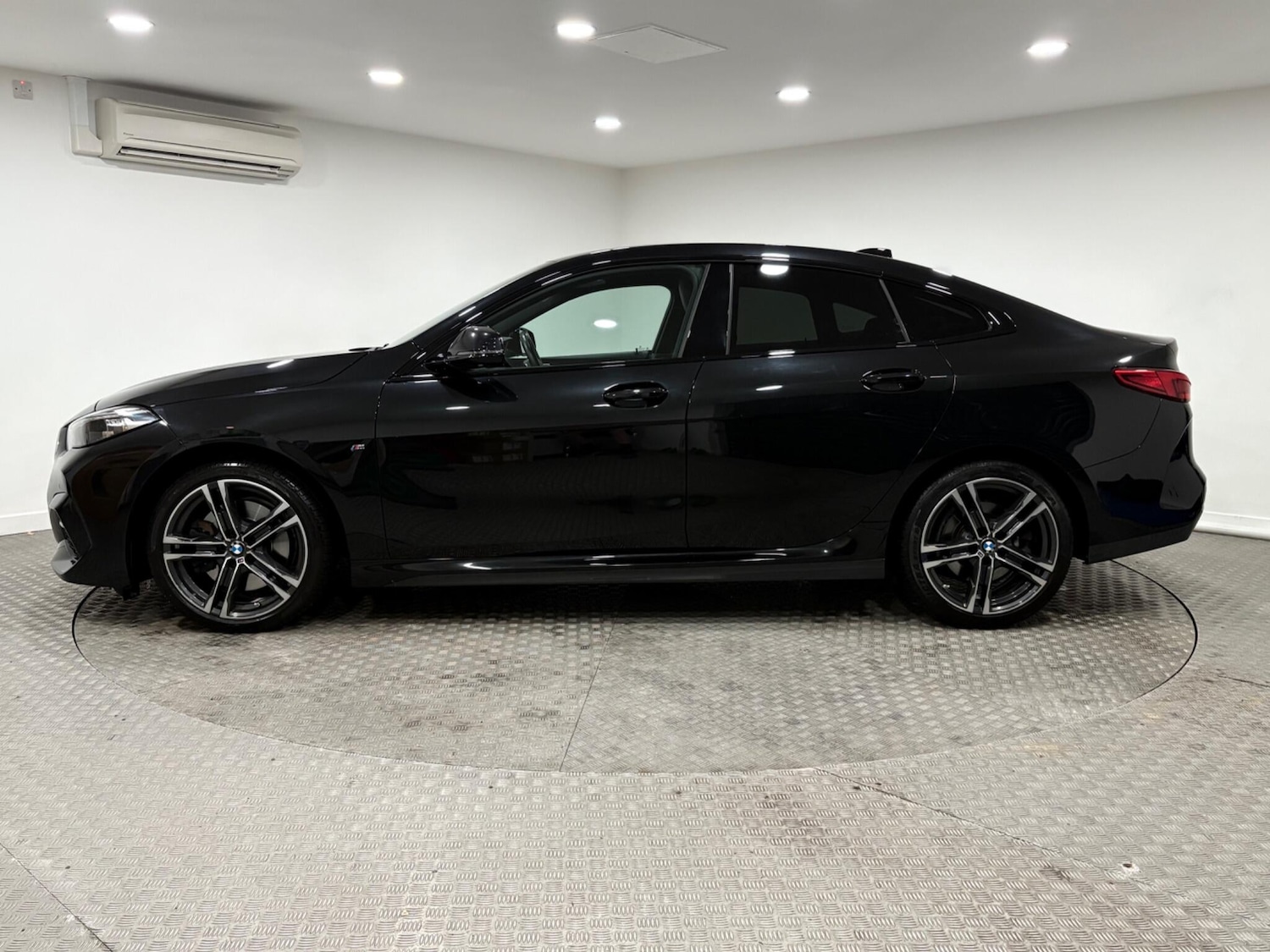 Used BMW 2 Series 2023 for sale - 77203065: Photo 6