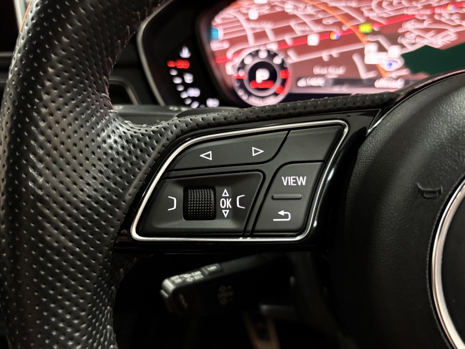 Used Audi A4 Avant 2018 for sale - 76440499: Photo 17