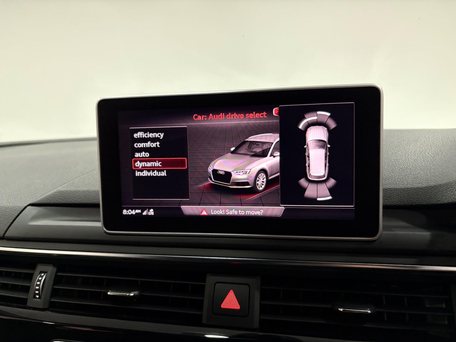 Used Audi A4 Avant 2018 for sale - 76440499: Photo 25