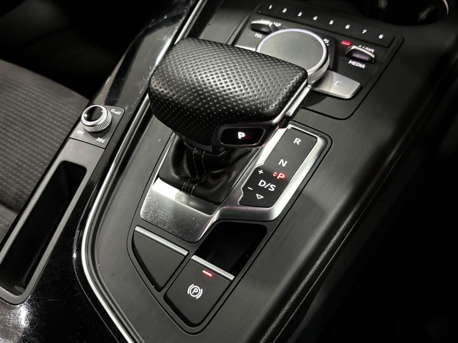 Used Audi A4 Avant 2018 for sale - 76440499: Photo 32