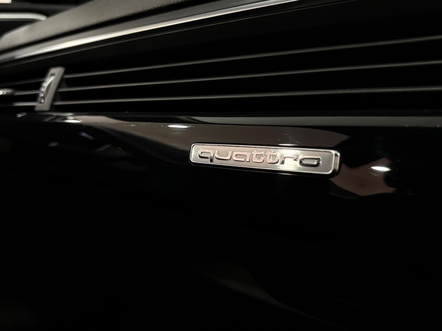 Used Audi A4 Avant 2018 for sale - 76440499: Photo 36