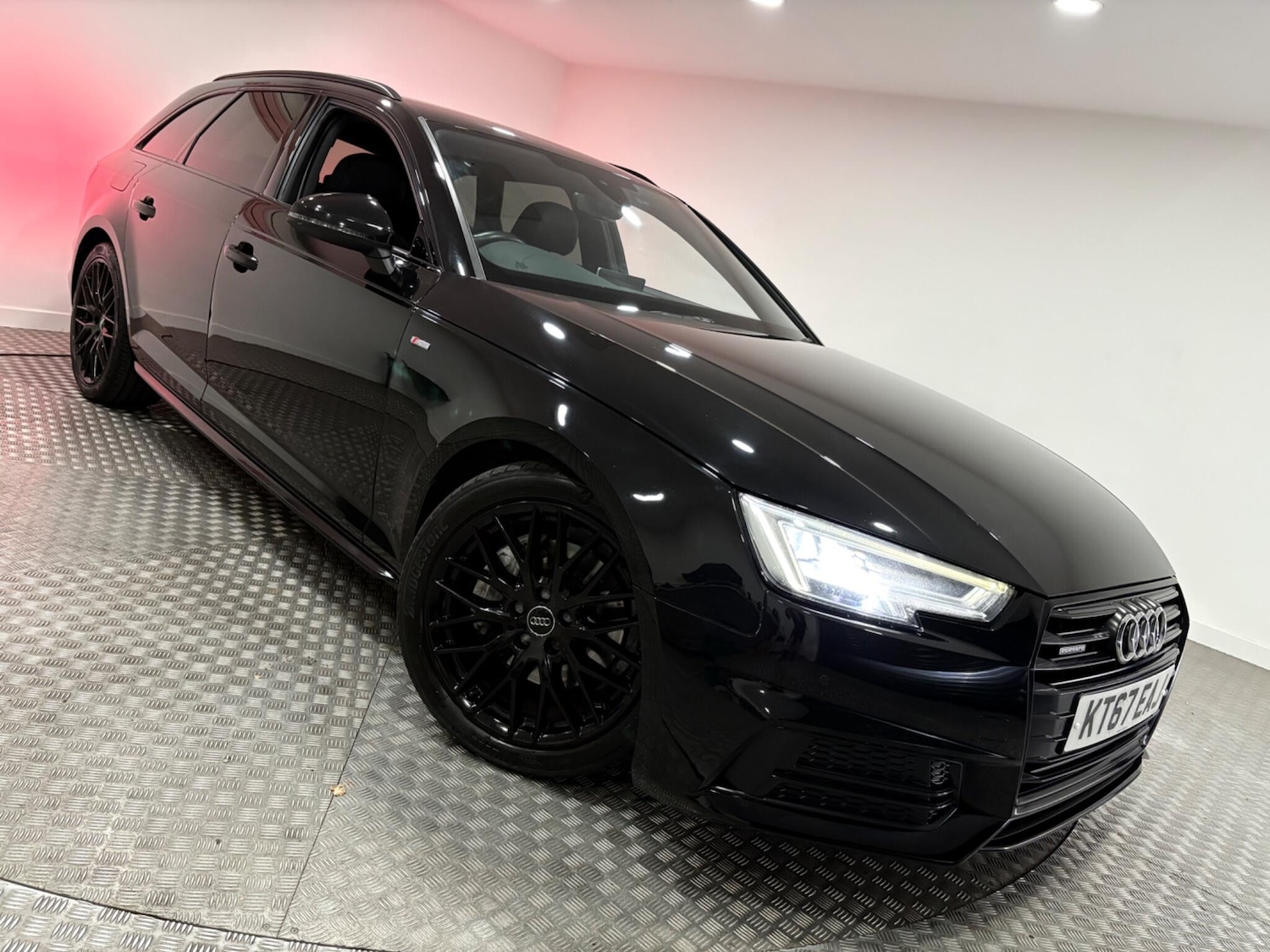 Used Audi A4 Avant 2018 for sale - 76440499: Photo 50