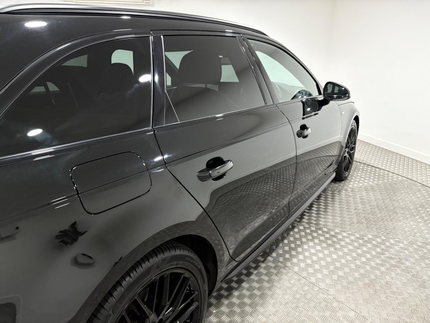 Used Audi A4 Avant 2018 for sale - 76440499: Photo 52