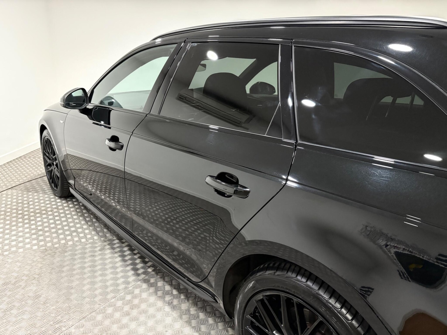 Used Audi A4 Avant 2018 for sale - 76440499: Photo 53