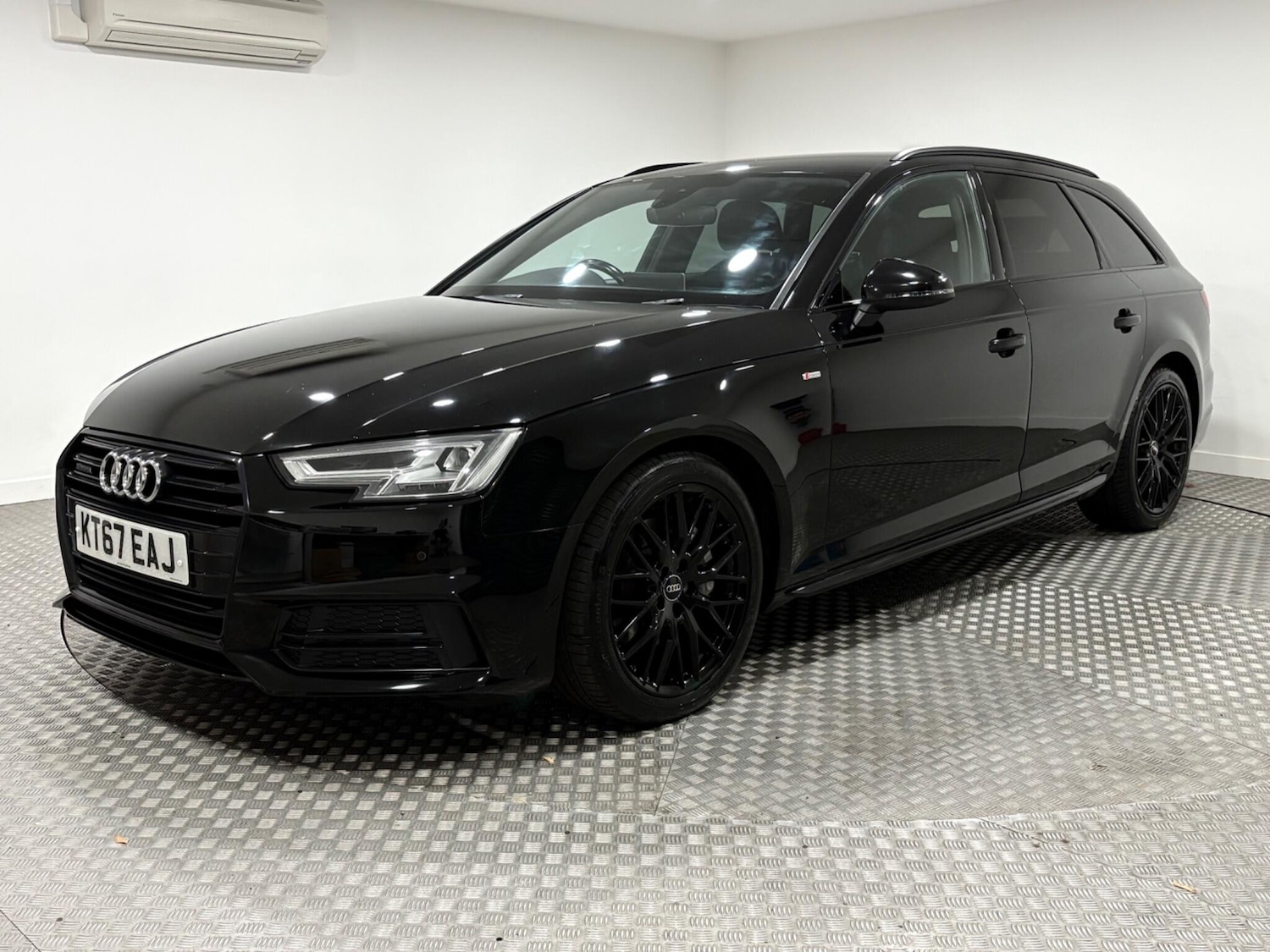 Used Audi A4 Avant 2018 for sale - 76440499: Photo 7