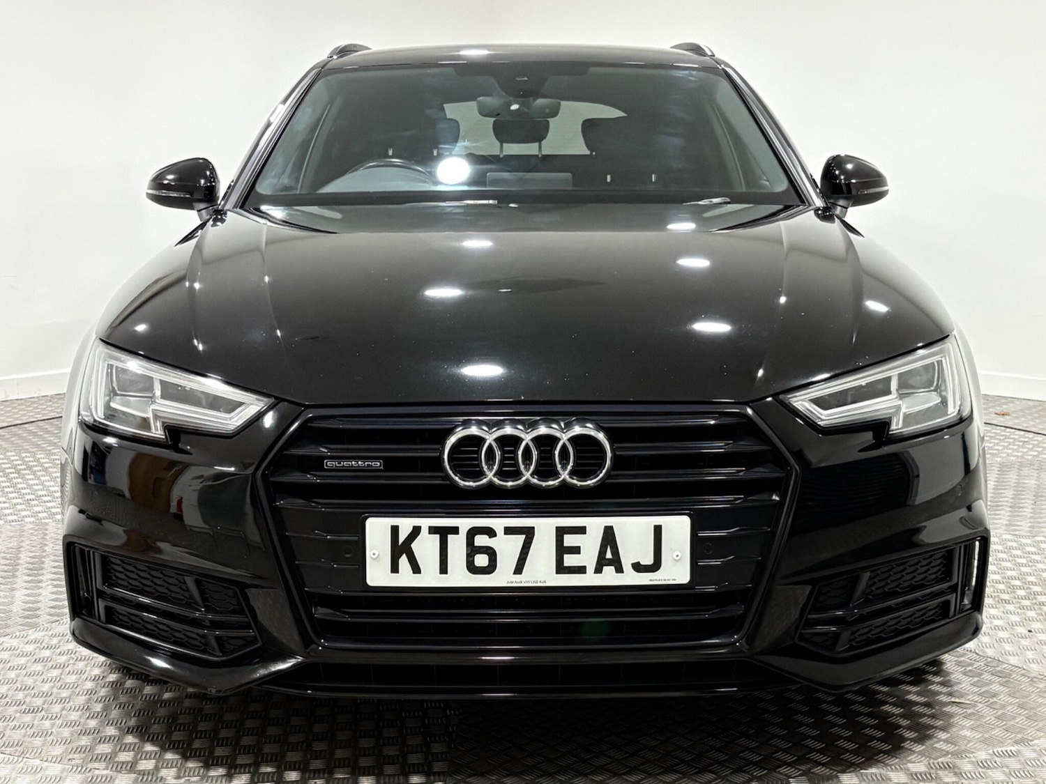 Used Audi A4 Avant 2018 for sale - 76440499: Photo 8