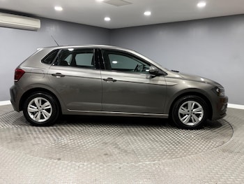 Used Volkswagen Polo 2019 for sale - 78771576: Photo