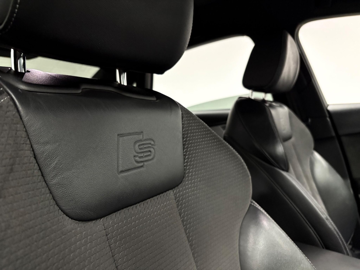 Used Audi A4 2020 for sale - 77021308: Photo 13