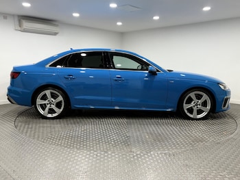 Used Audi A4 2020 for sale - 77021308: Photo