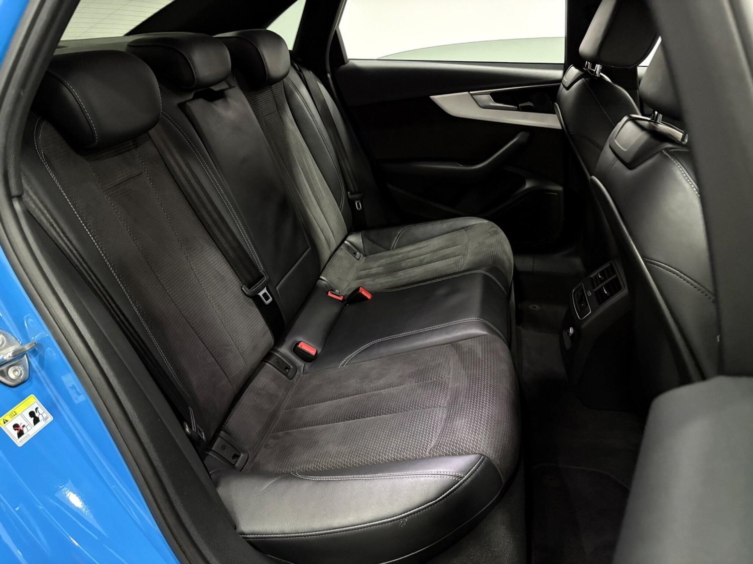 Used Audi A4 2020 for sale - 77021308: Photo 42