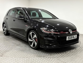 Volkswagen - Golf
