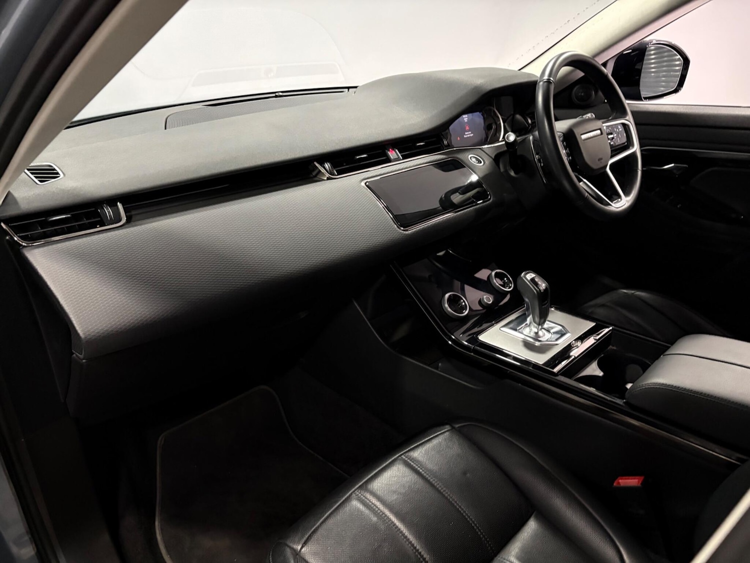 Used Land Rover Range Rover Evoque 2022 for sale - 77549391: Photo 11