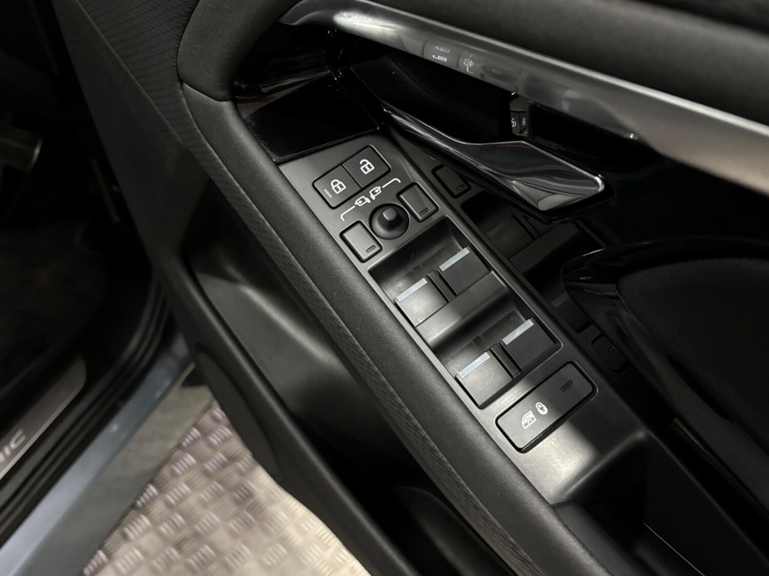 Used Land Rover Range Rover Evoque 2022 for sale - 77549391: Photo 38