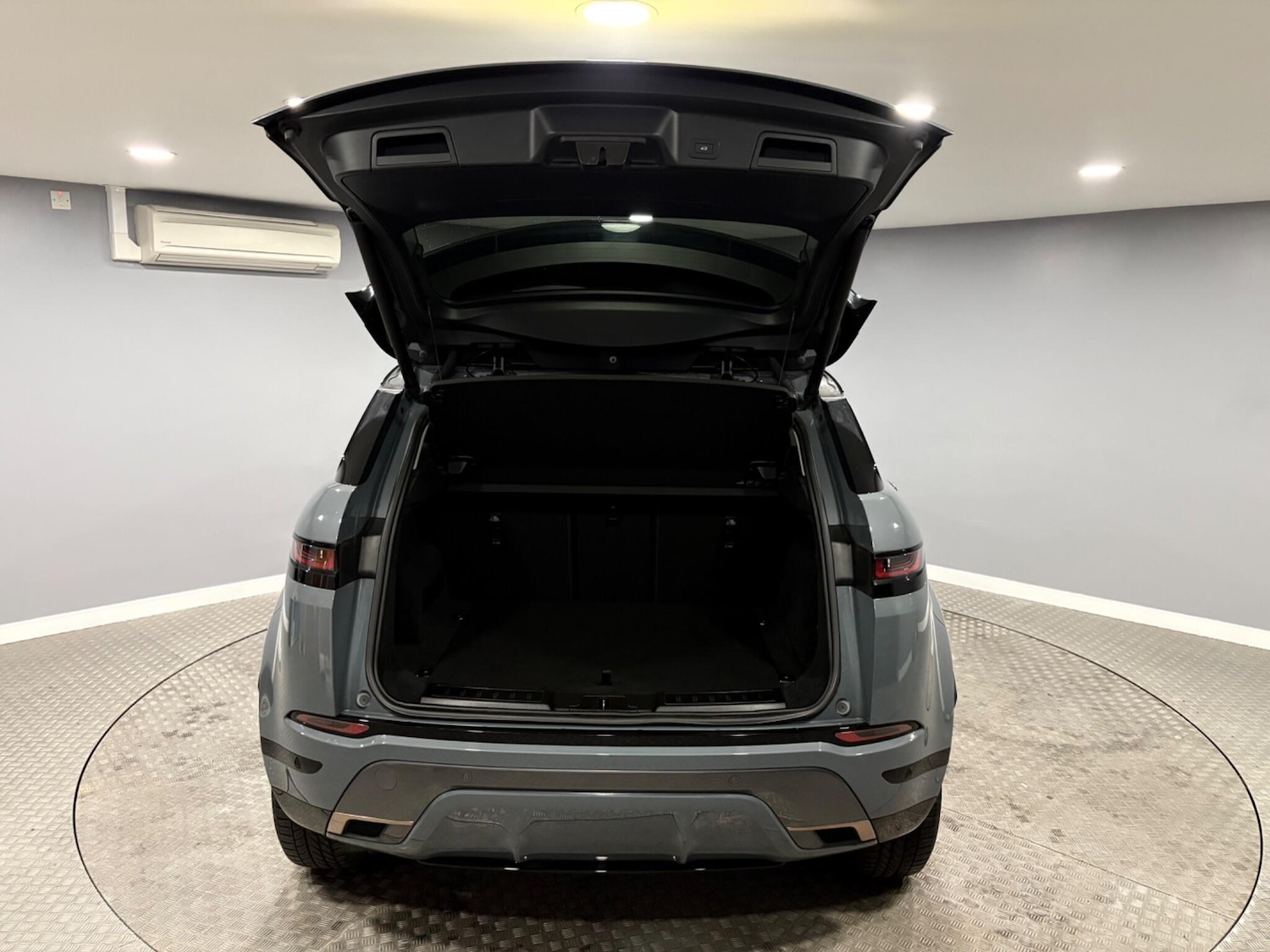 Used Land Rover Range Rover Evoque 2022 for sale - 77549391: Photo 46