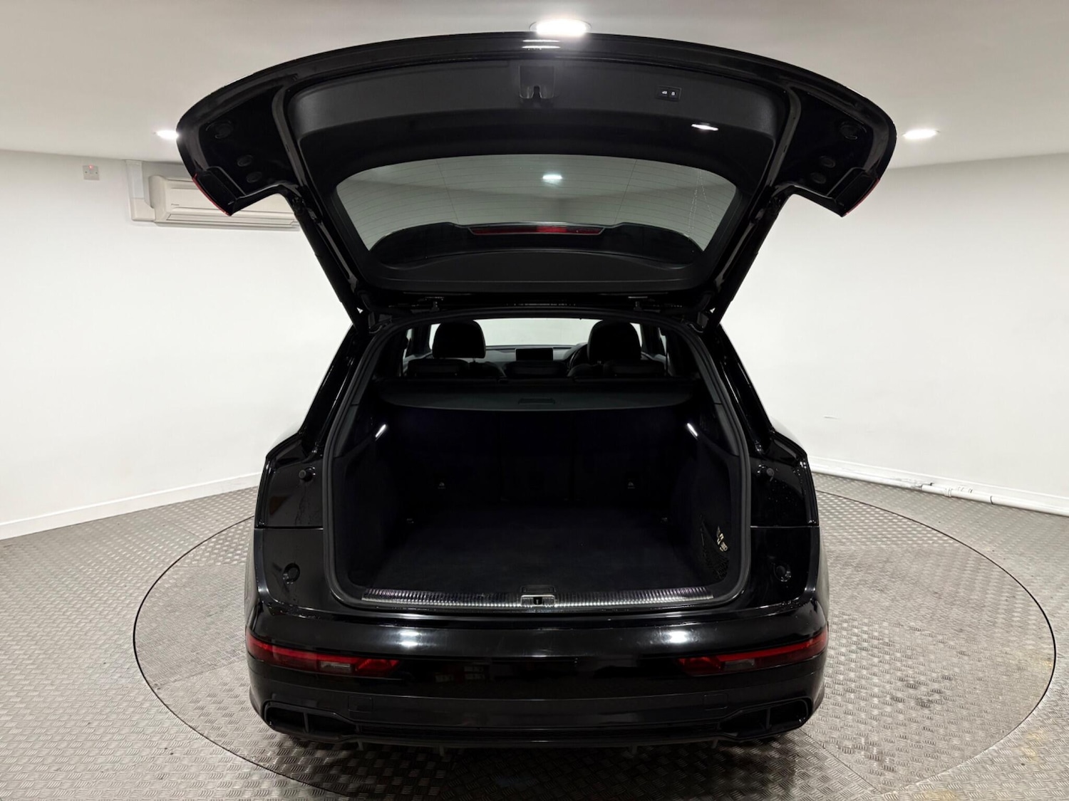 Used Audi SQ5 2020 for sale - 77021356: Photo 51