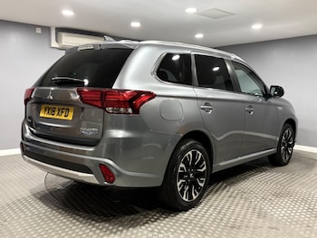 Used Mitsubishi Outlander 2018 for sale - 79018603: Photo