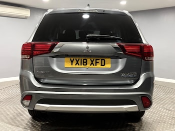 Used Mitsubishi Outlander 2018 for sale - 79018603: Photo