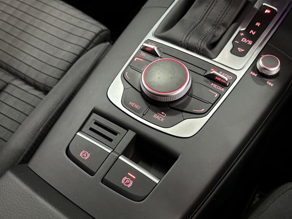 Used Audi A3 2014 for sale - 75977398: Photo 28