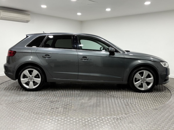 Used Audi A3 2014 for sale - 75977398: Photo 2