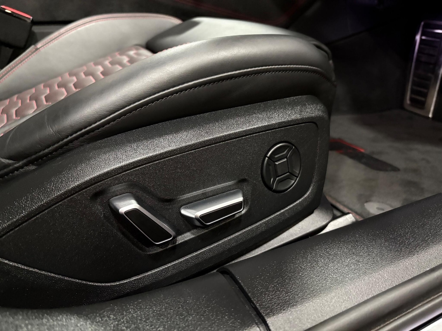 Used Audi RS6 Avant for sale - 77305570: Photo 14