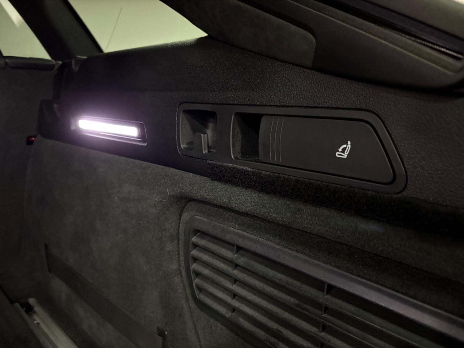 Used Audi RS6 Avant for sale - 77305570: Photo 61