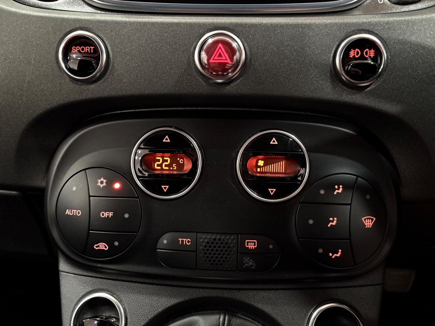 Used Abarth 595 for sale - 76832287: Photo 32