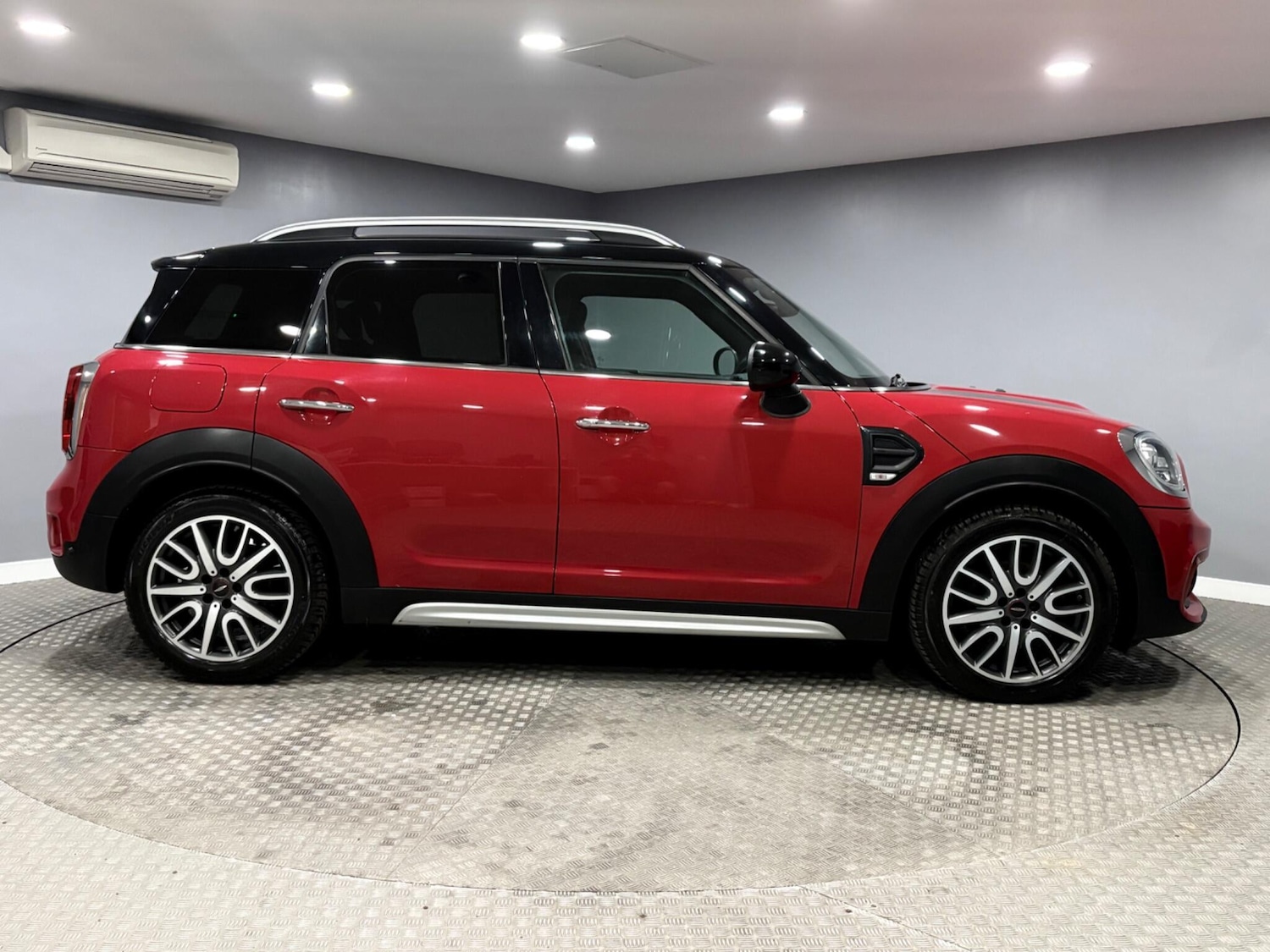 Used MINI Countryman for sale - 77738504: Photo 2