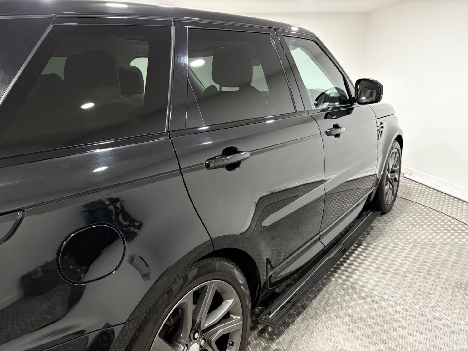Used Land Rover Range Rover Sport 2018 for sale - 76620372: Photo 54