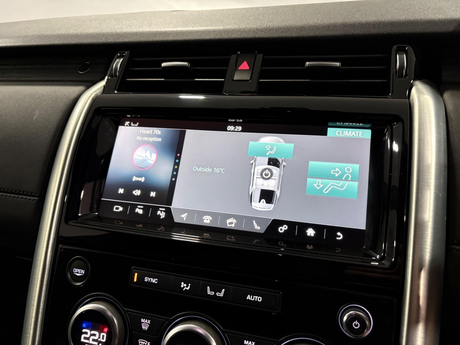 Used Land Rover Discovery 2019 for sale - 77994374: Photo 22