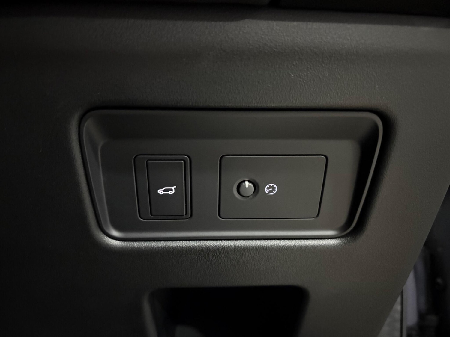 Used Land Rover Discovery 2019 for sale - 77994374: Photo 41