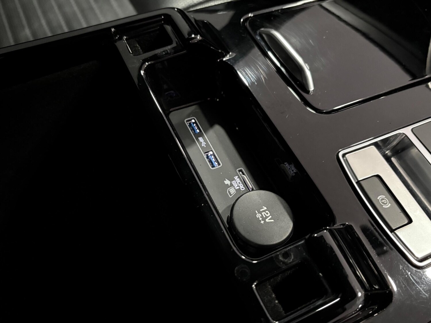 Used Land Rover Discovery 2019 for sale - 77994374: Photo 42