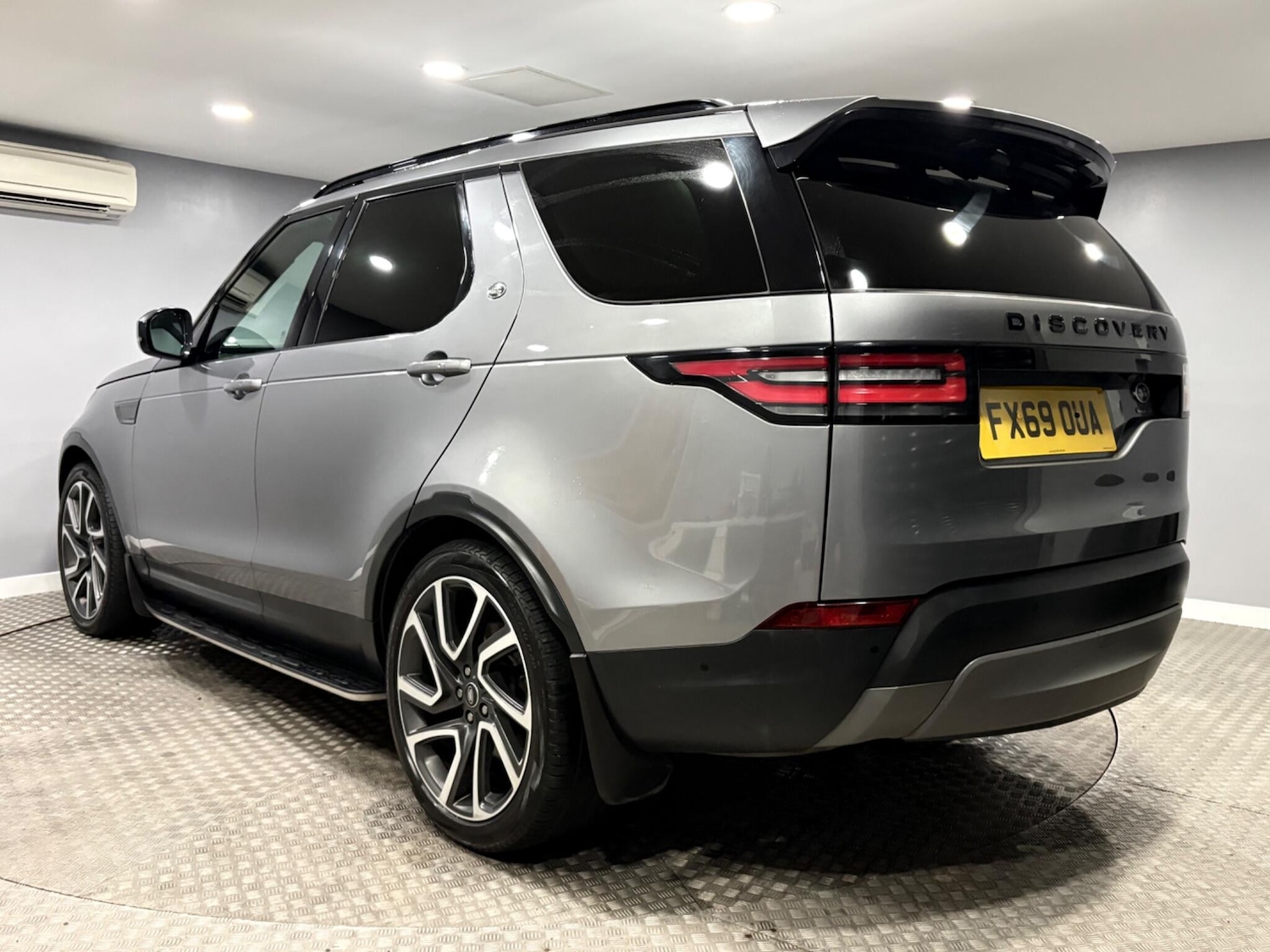 Used Land Rover Discovery 2019 for sale - 77994374: Photo 5