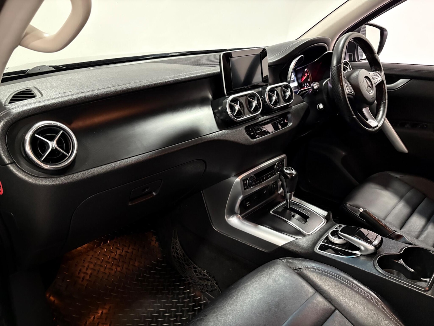 Used Mercedes-Benz X-Class 2019 for sale - 75977006: Photo 11