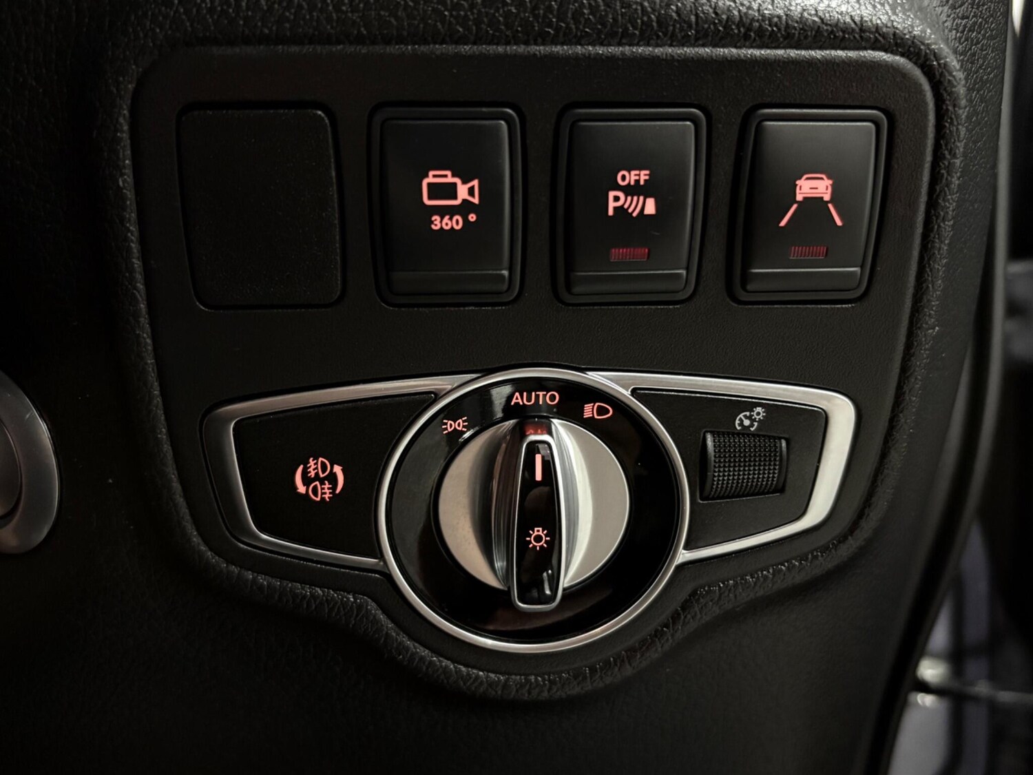Used Mercedes-Benz X-Class 2019 for sale - 75977006: Photo 34