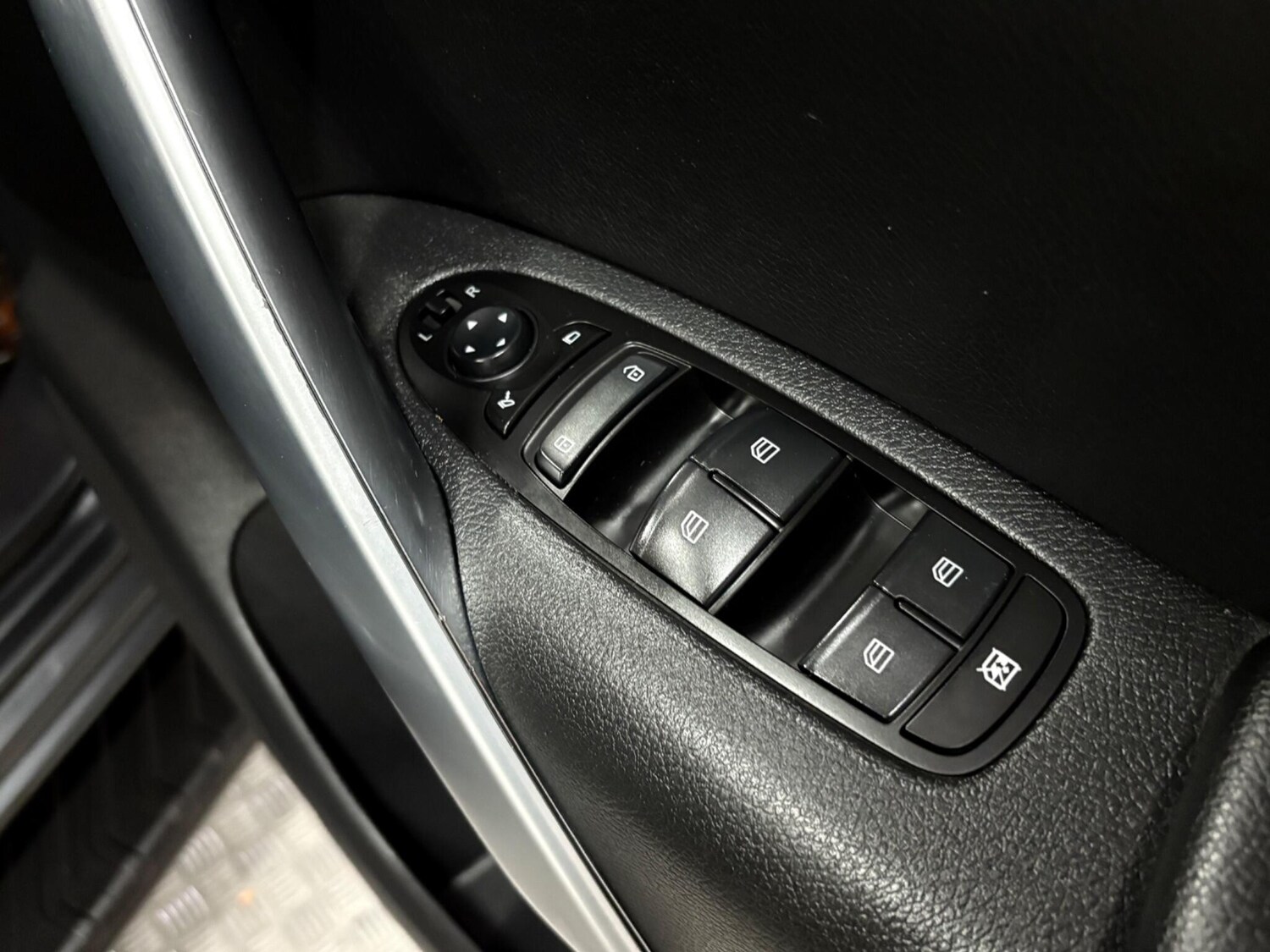 Used Mercedes-Benz X-Class 2019 for sale - 75977006: Photo 36