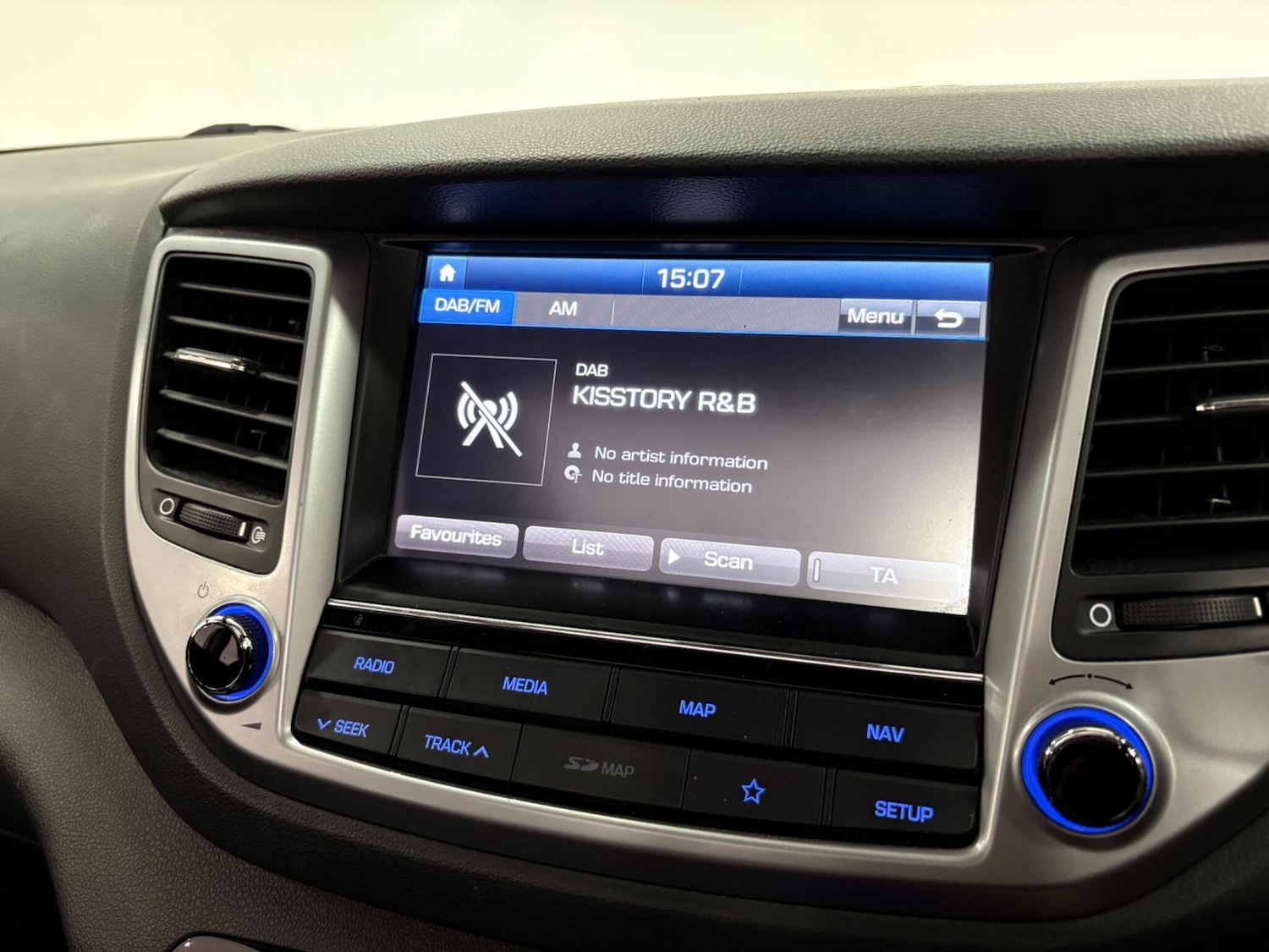 Used Hyundai TUCSON 2017 for sale - 76122256: Photo 27