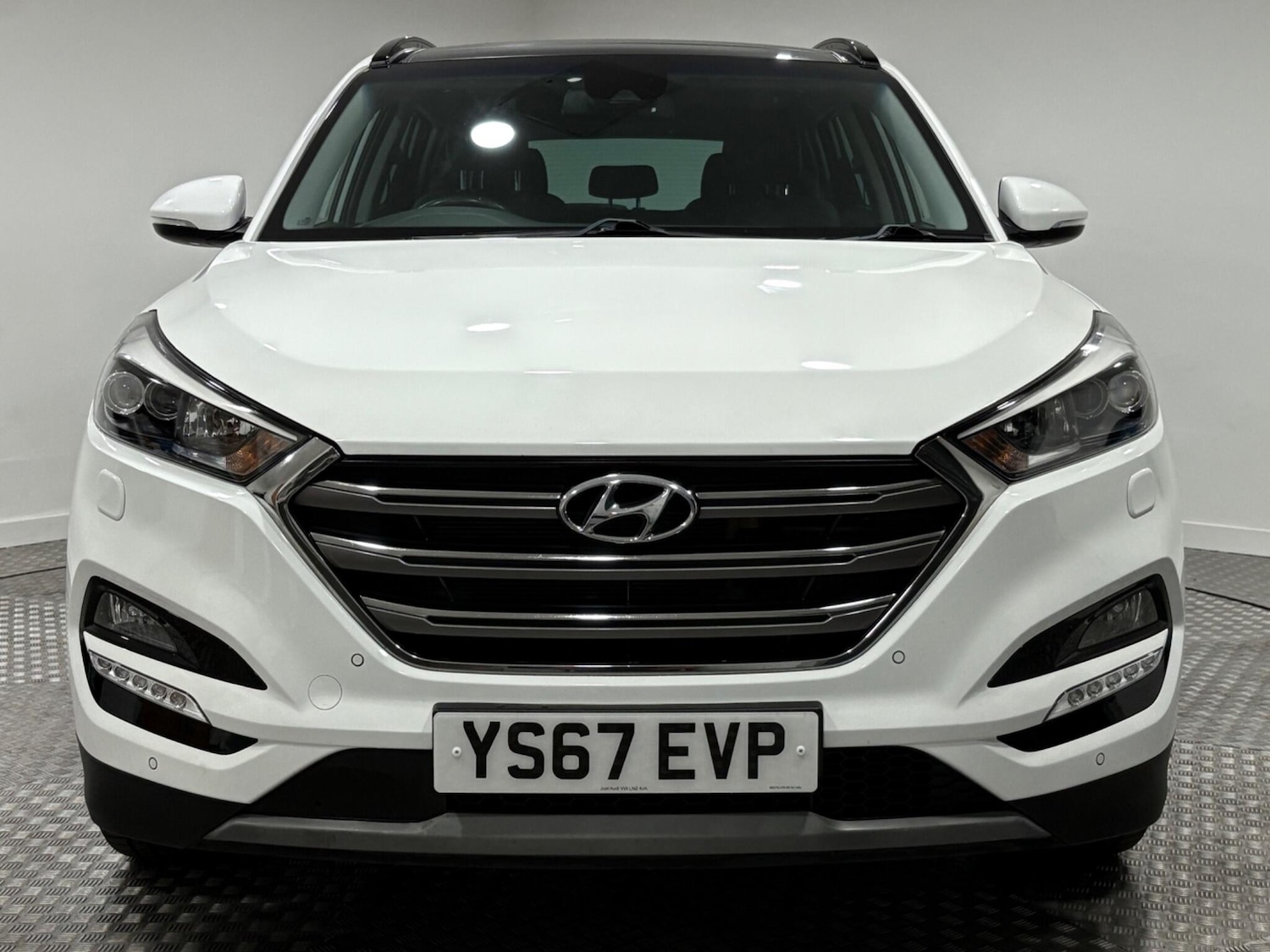 Used Hyundai TUCSON 2017 for sale - 76122256: Photo 8