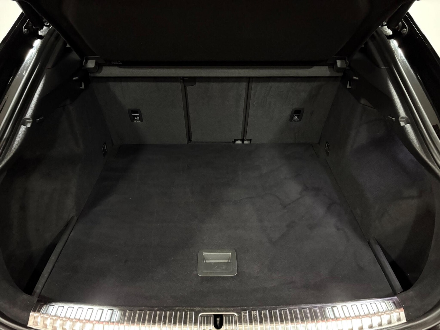 Used Audi Q3 2020 for sale - 77020996: Photo 46