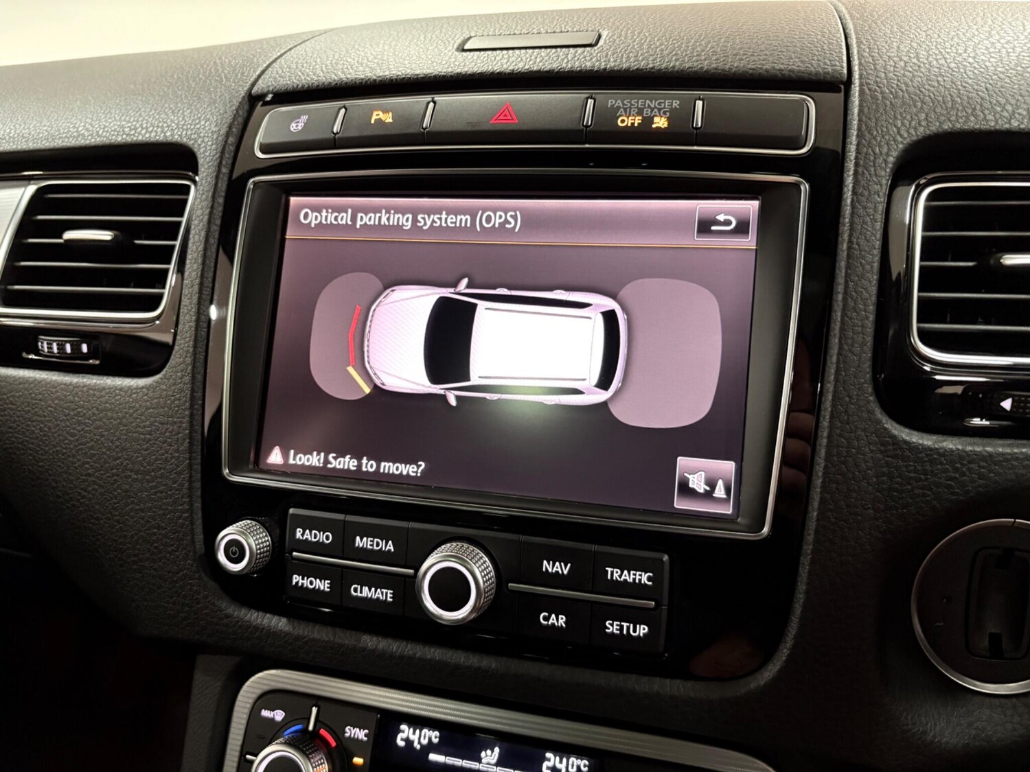 Used Volkswagen Touareg for sale - 76728397: Photo 23