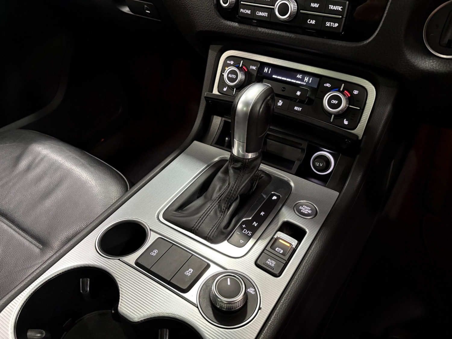 Used Volkswagen Touareg for sale - 76728397: Photo 28